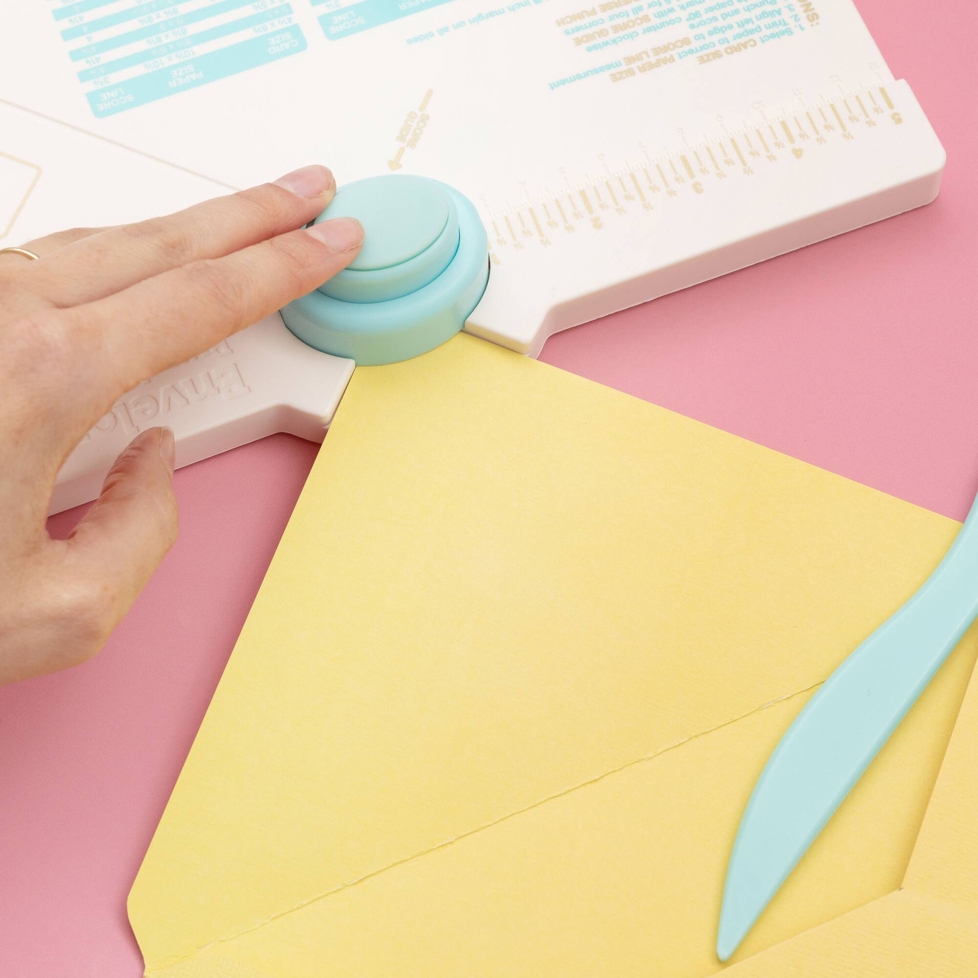 We R Memory Keepers® Envelope Punch Board